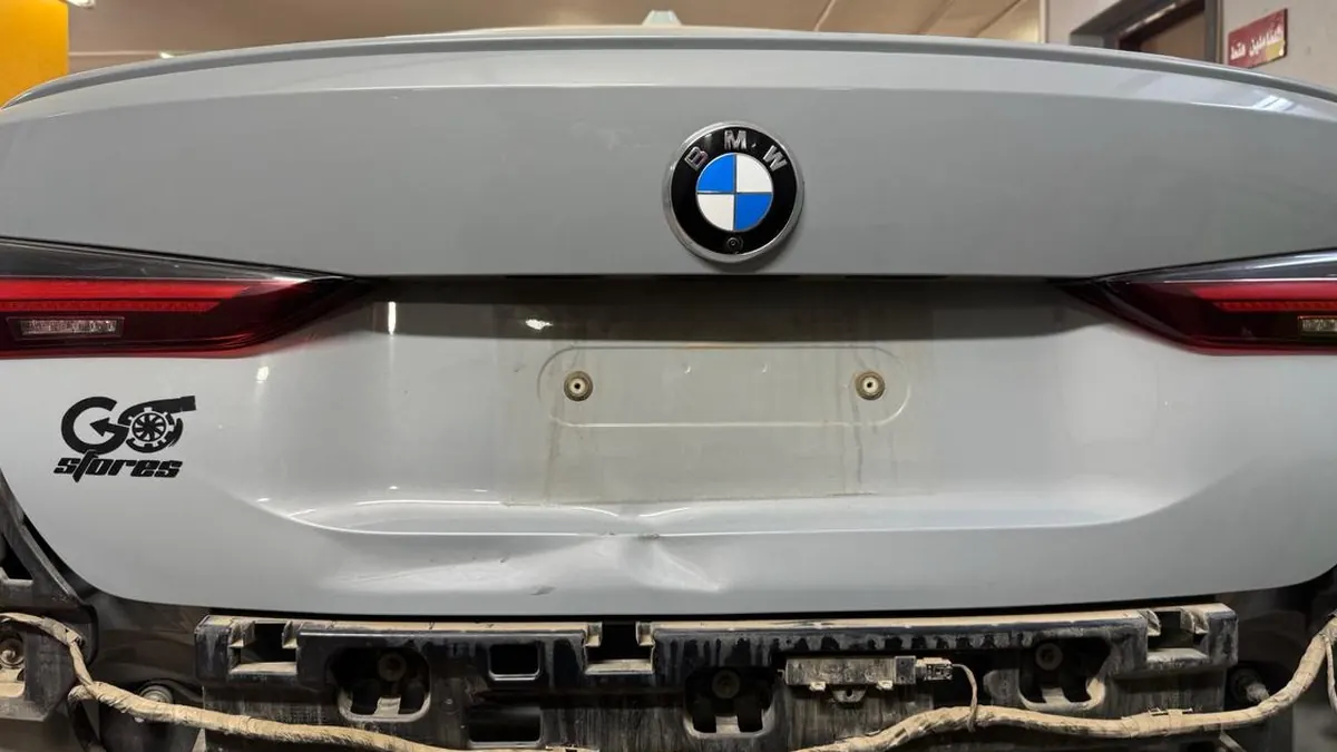 BMW – الشنطة والإكصدام الخلفي – إصلاح إكصدام – Garage المقطم — قبل
