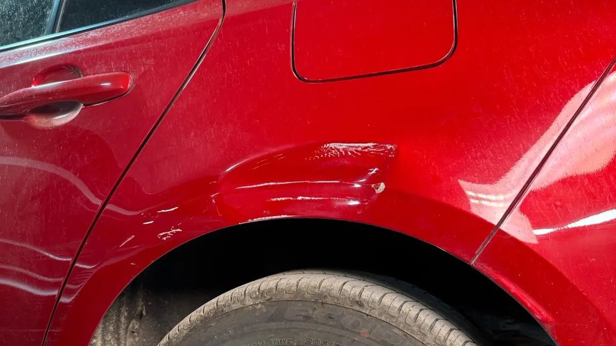 ربع خلفي – إصلاح بدون دهان – Garage المقطم — قبل