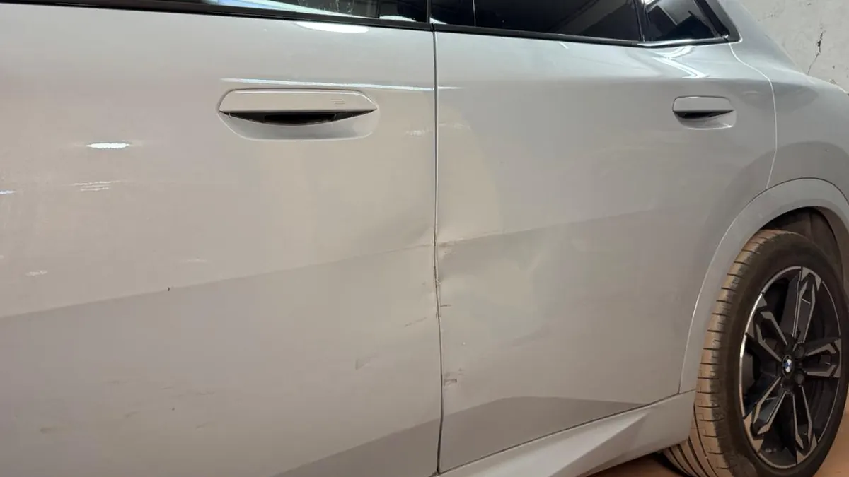 الأبواب الجانبية – إصلاح بدون دهان – Garage المقطم — قبل